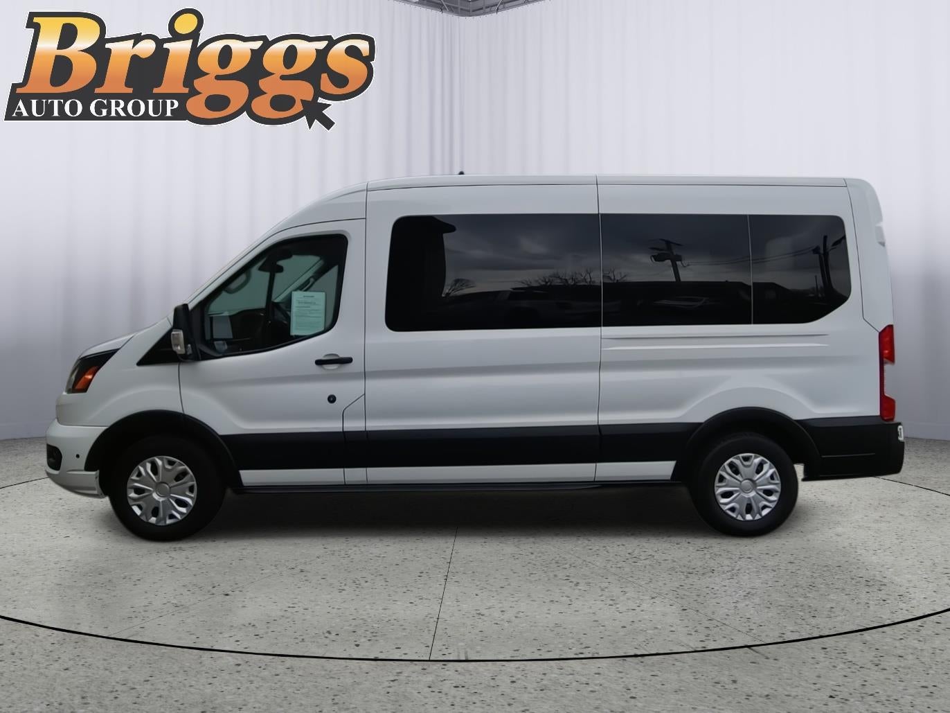 2025 Ford Transit Passenger Wagon XL