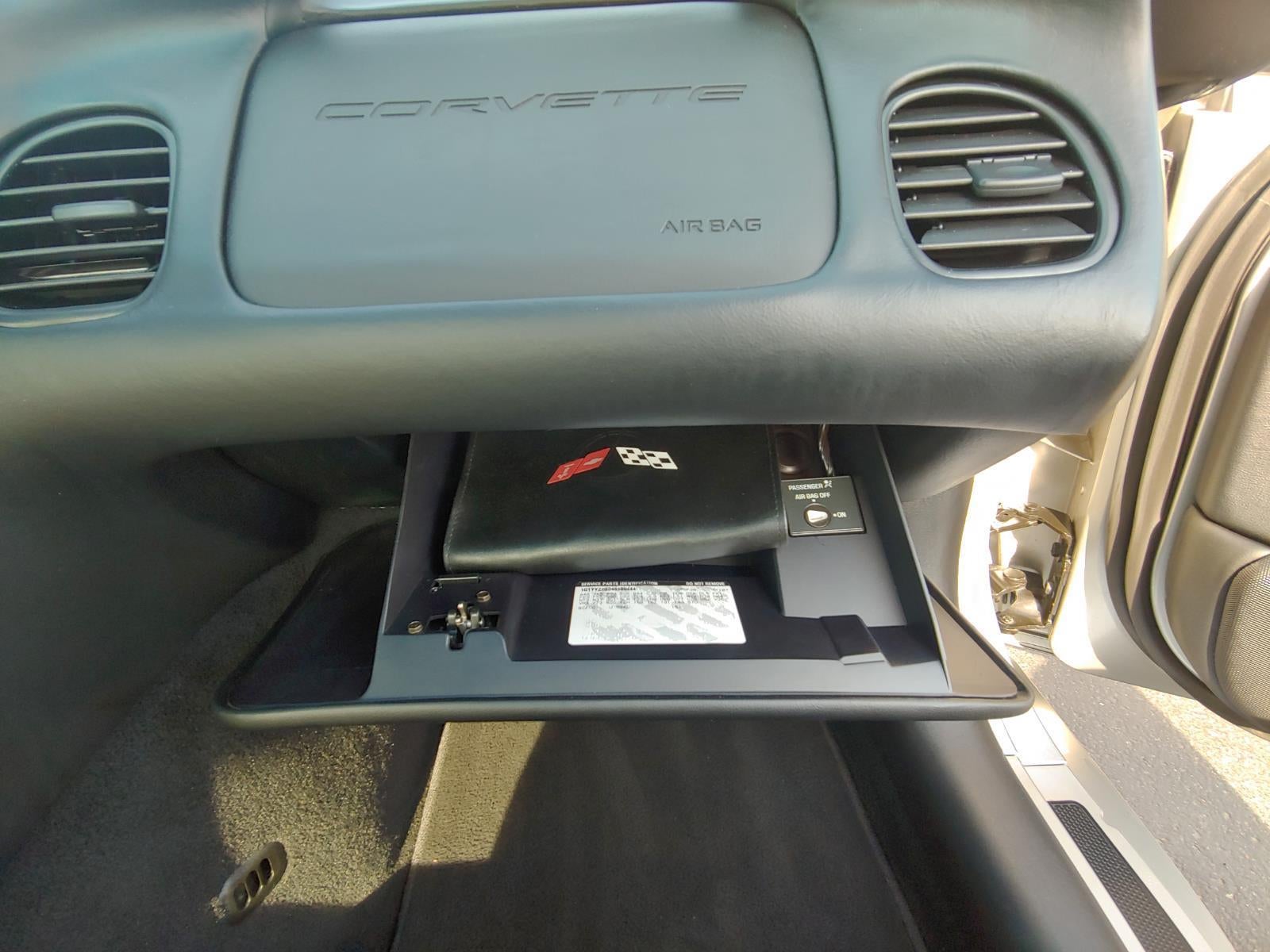 2004 Chevrolet Corvette NA