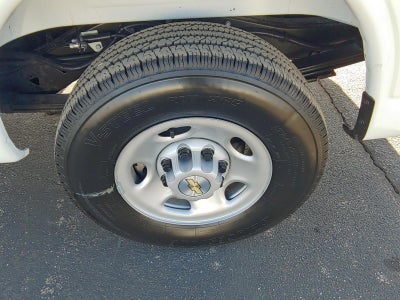 2025 Chevrolet Express Cargo WT