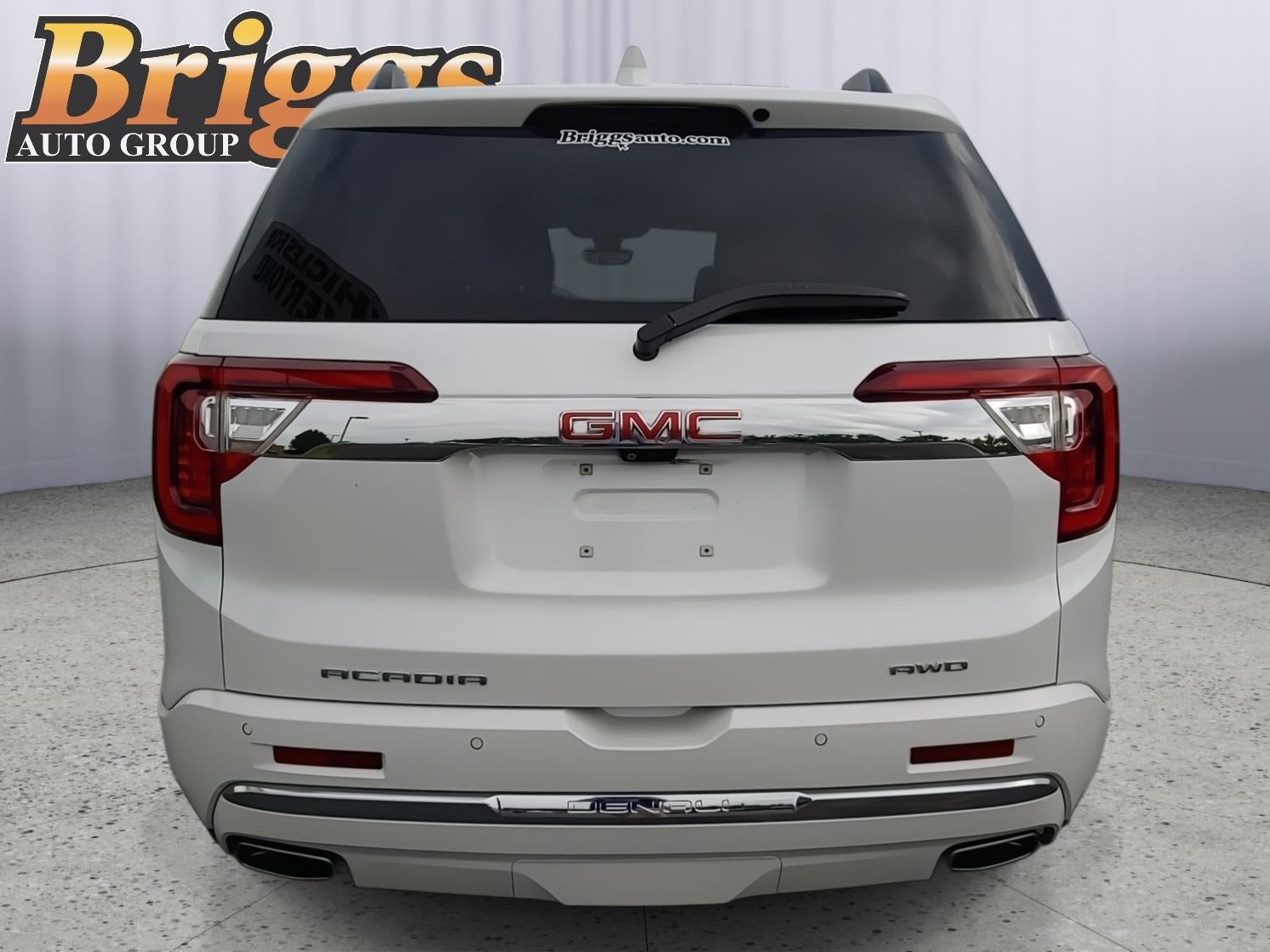 2022 GMC Acadia Denali
