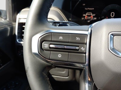 2025 GMC Yukon Elevation