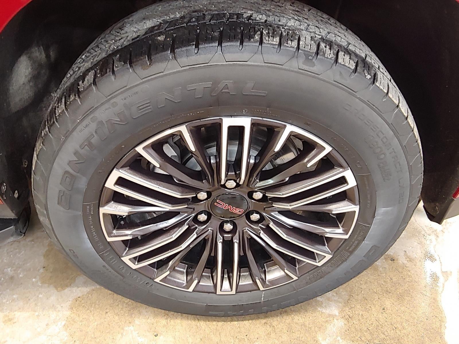 2025 GMC Yukon Elevation