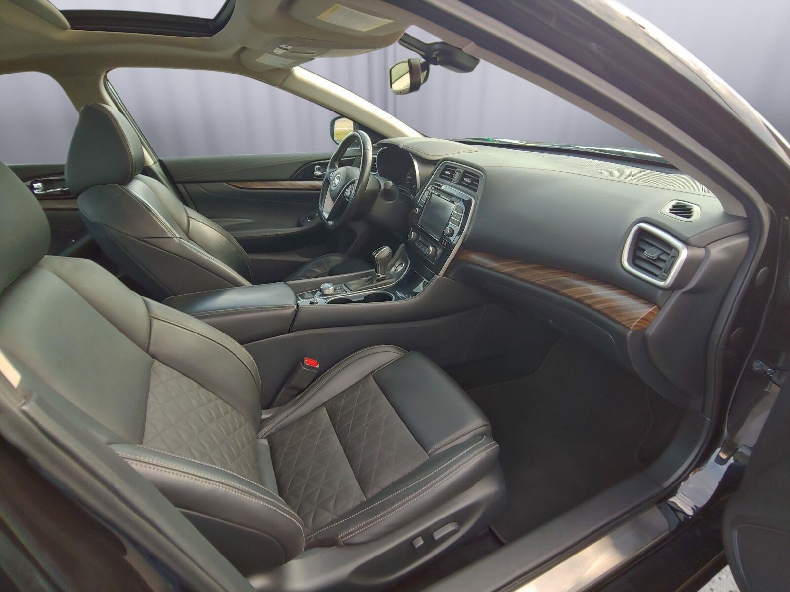 2017 Nissan Maxima Platinum