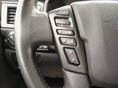 2023 Nissan Titan SV