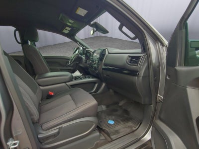 2023 Nissan Titan SV