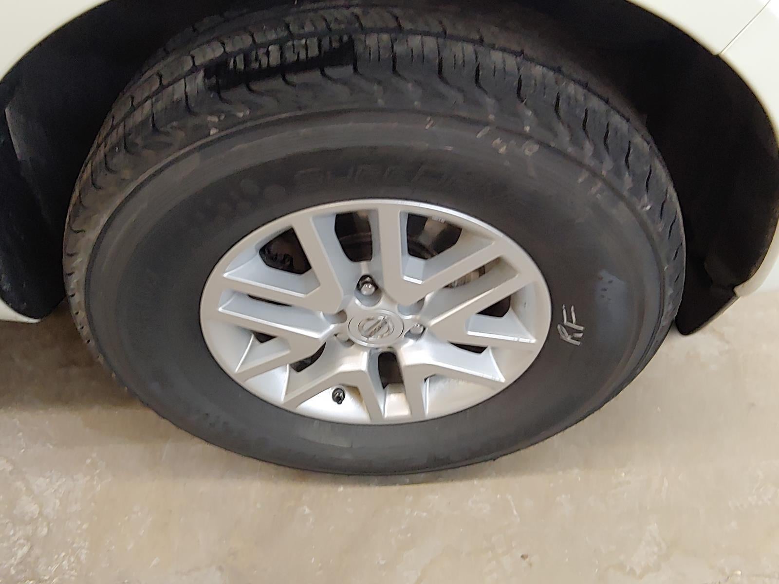 2016 Nissan Frontier SV