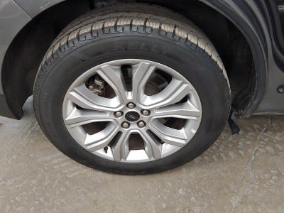 2023 Ford Edge Titanium