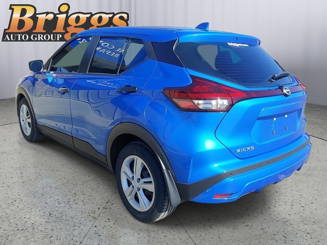 2023 Nissan Kicks S