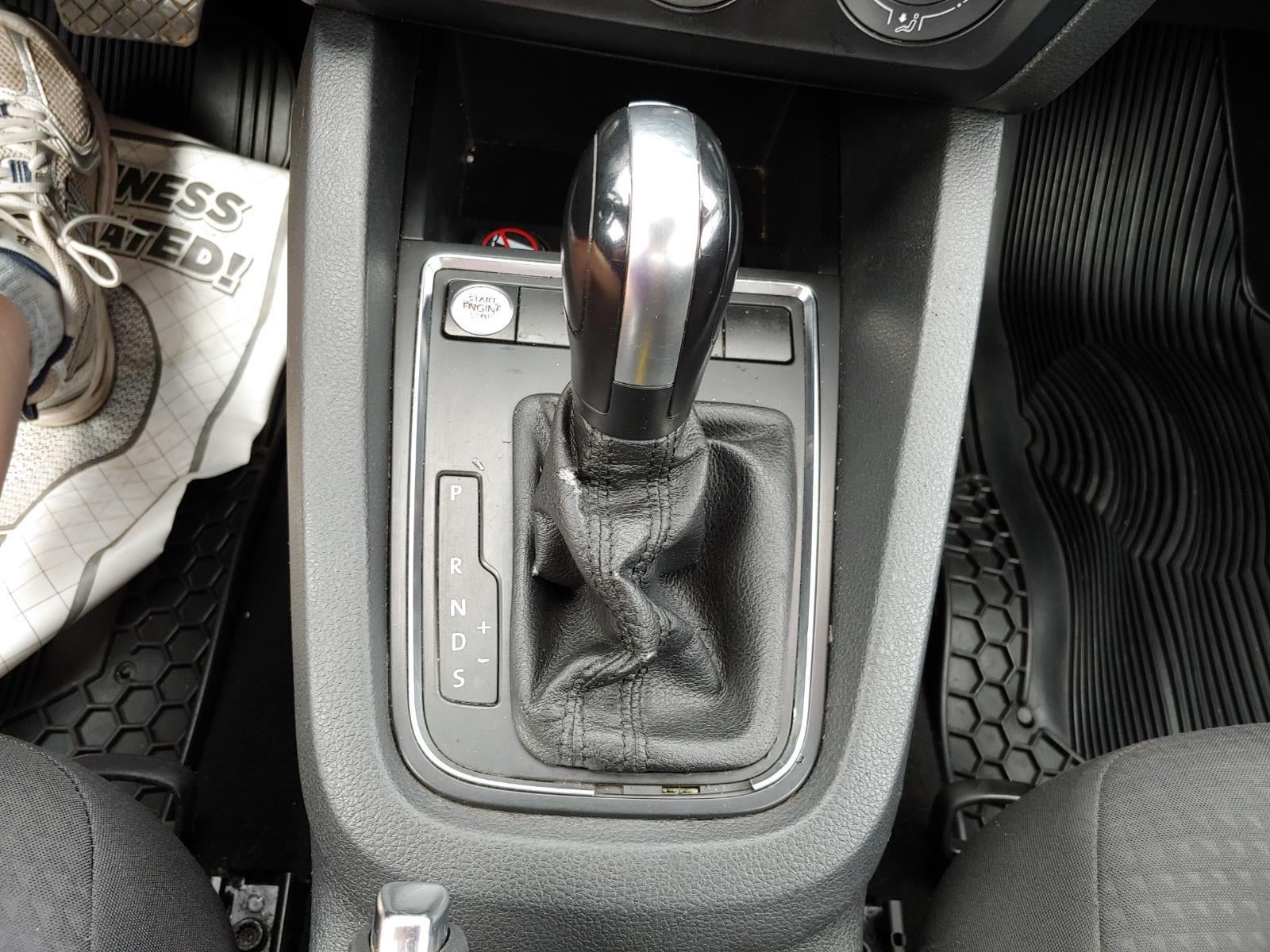 2015 Volkswagen Jetta 1.8T SE