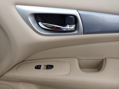 2020 Nissan Pathfinder SL