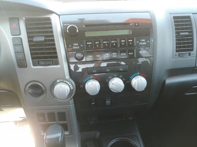 2012 Toyota Tundra 4WD Truck GRADE