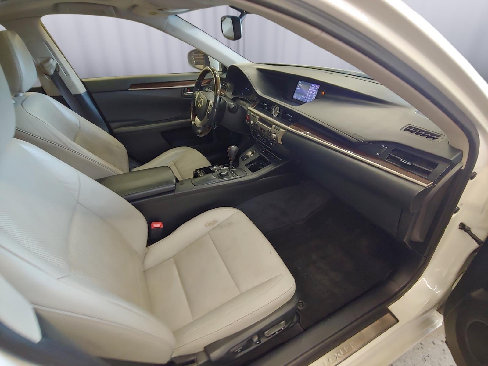 2013 Lexus ES 350 4dr Sdn