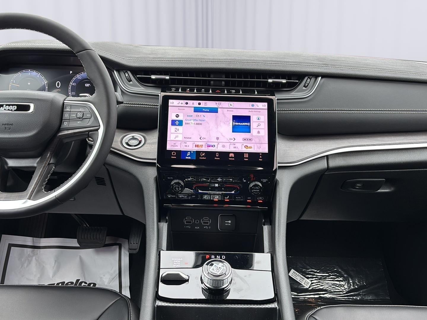 2025 Jeep Grand Cherokee GRAND CHEROKEE L LIMITED 4X4