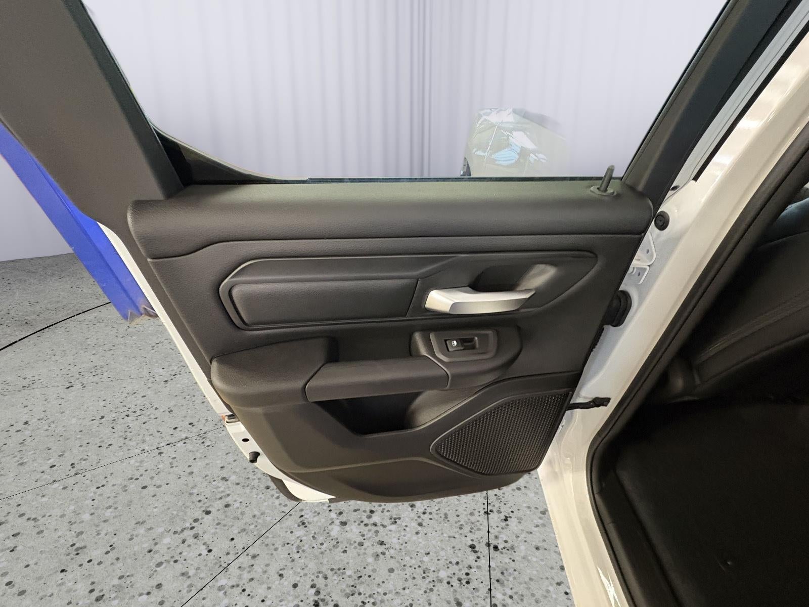 2026 RAM 1500 Tradesman Quad Cab 4x4 6'4' Box