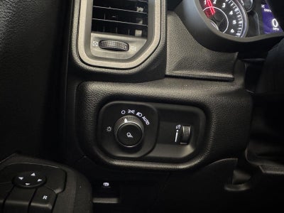 2026 RAM 1500 Tradesman Crew Cab 4x4 5'7' Box