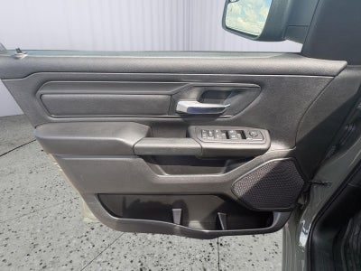 2026 RAM 1500 Tradesman Crew Cab 4x4 5'7' Box
