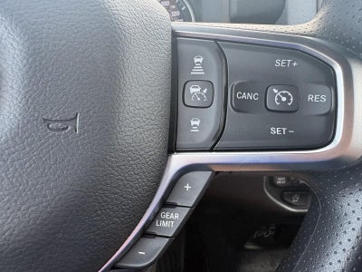 2026 RAM 1500 Tradesman Crew Cab 4x4 5'7' Box