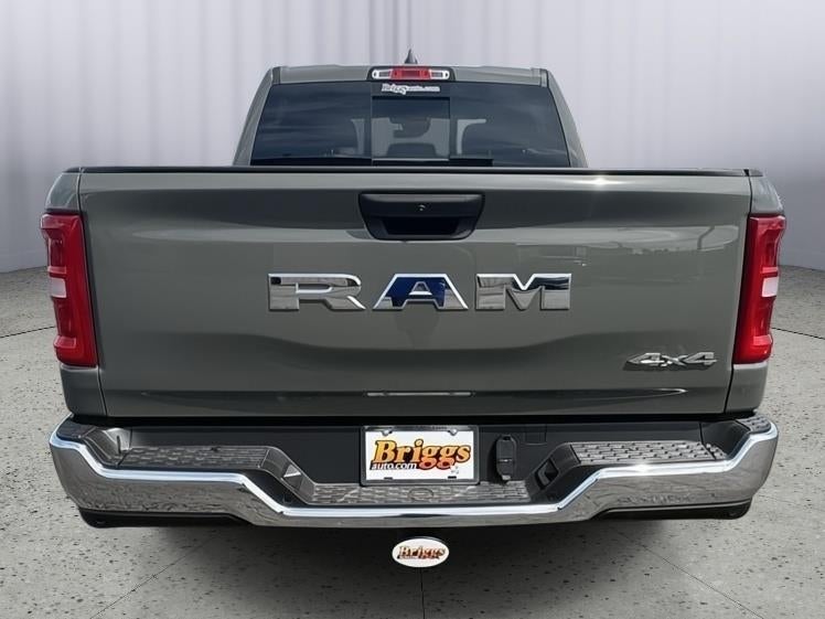 2026 RAM 1500 Tradesman Crew Cab 4x4 5'7' Box