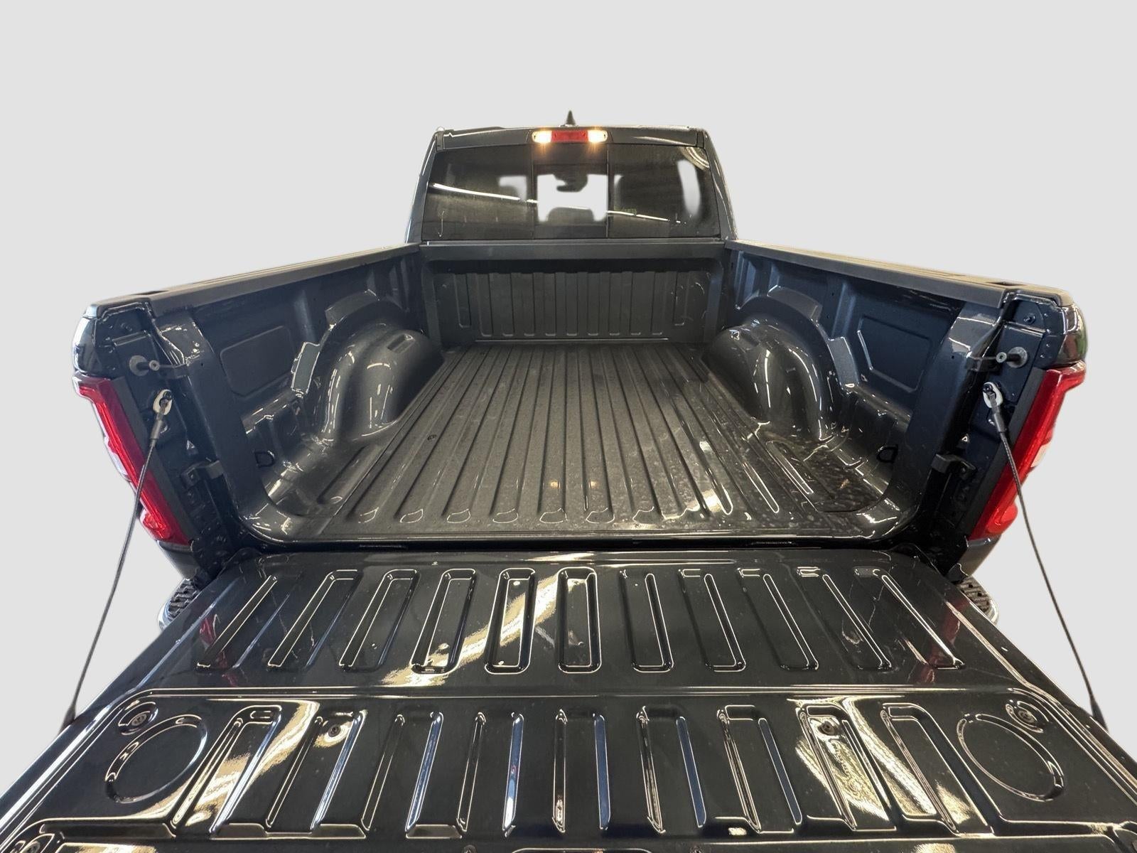 2026 RAM 1500 Big Horn Crew Cab 4x4 5'7' Box