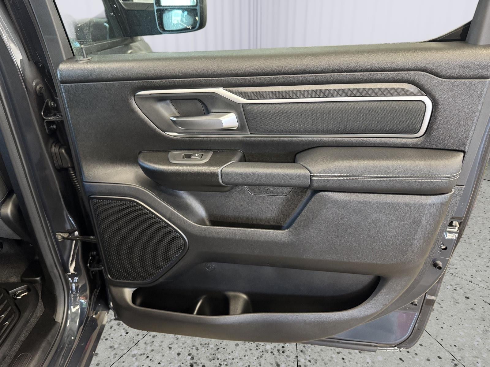 2026 RAM 1500 Big Horn Crew Cab 4x4 5'7' Box
