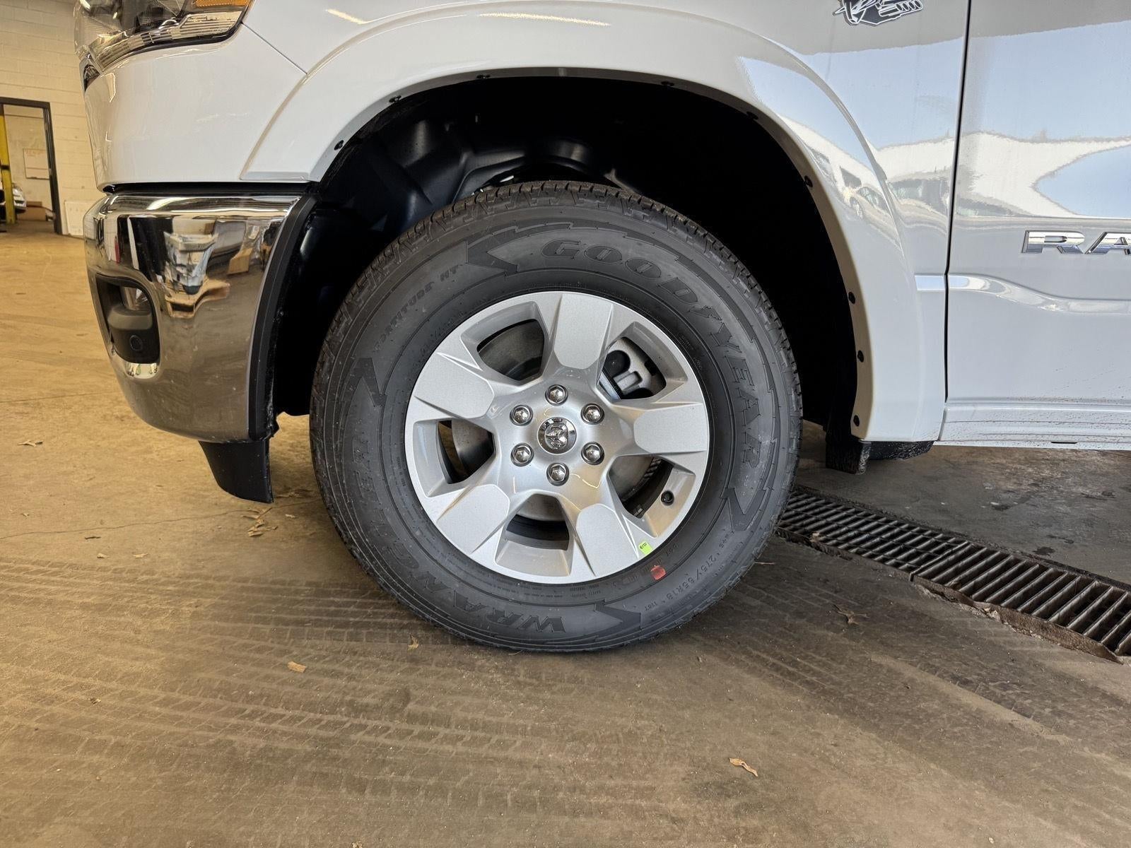 2026 RAM 1500 Big Horn Crew Cab 4x4 5'7' Box