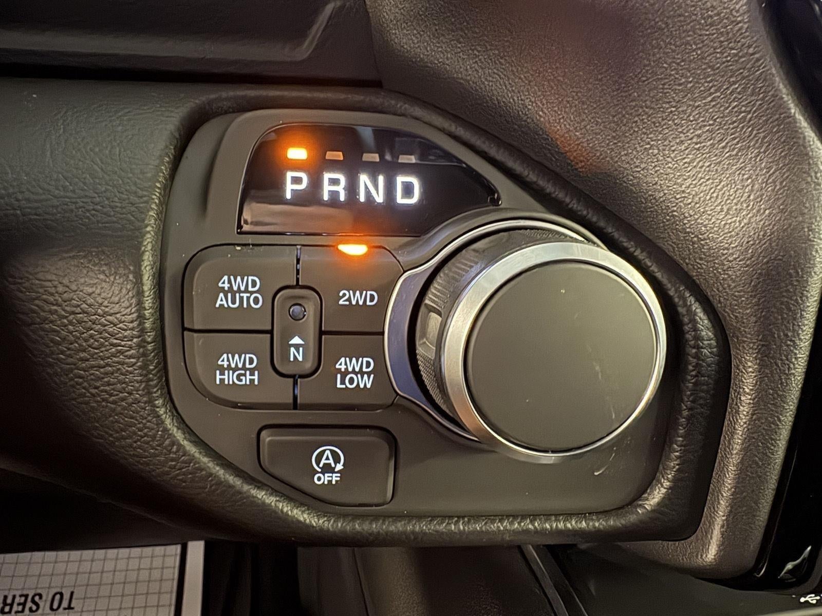 2026 RAM 1500 Big Horn Crew Cab 4x4 5'7' Box