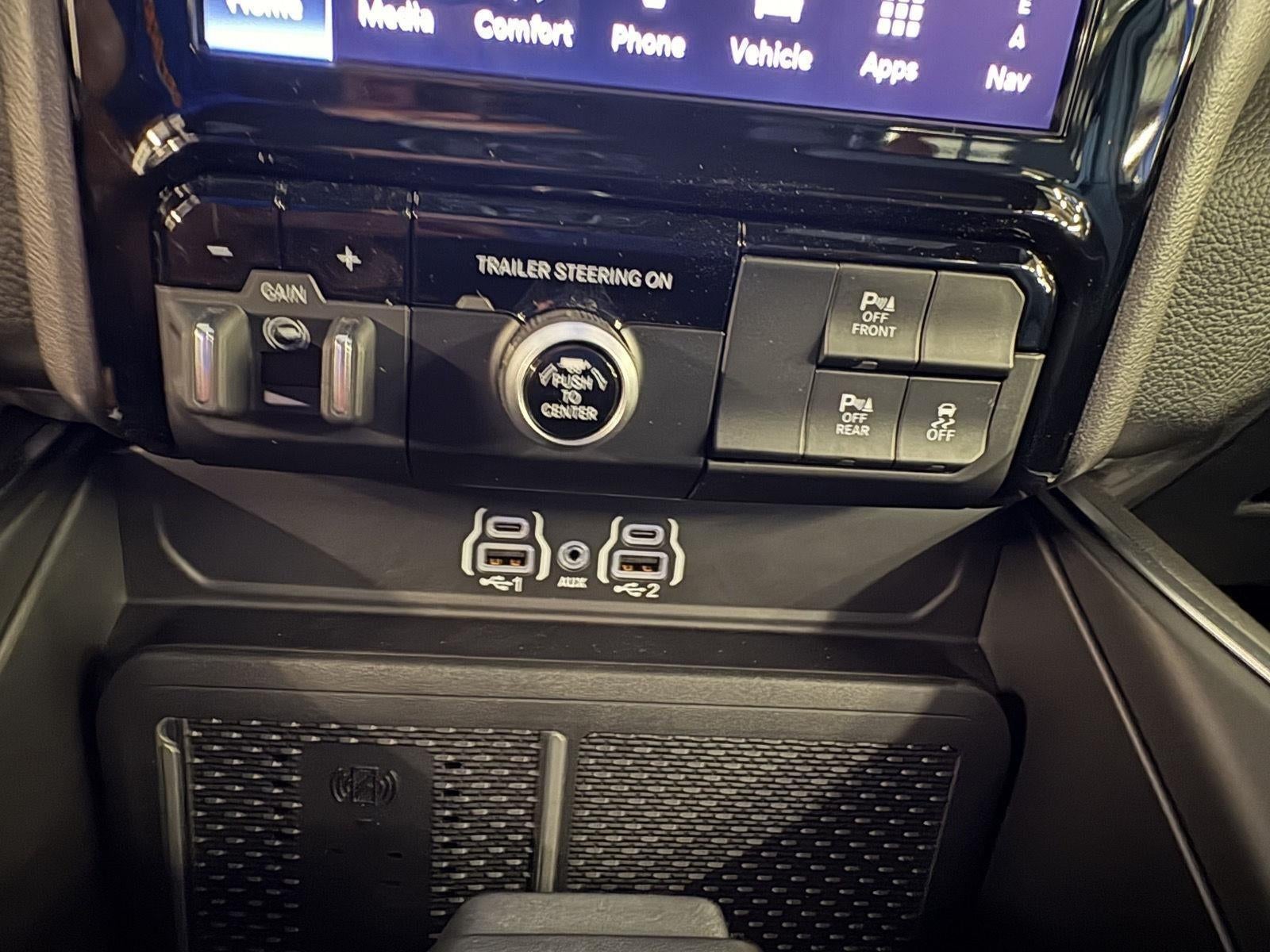2026 RAM 1500 Big Horn Crew Cab 4x4 5'7' Box