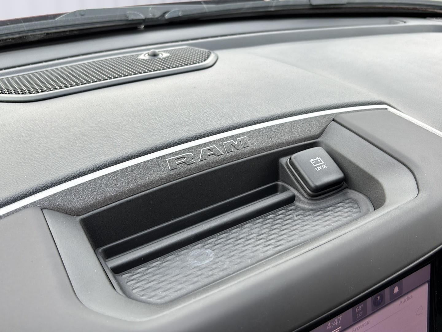 2026 RAM Ram 1500 RAM 1500 TRADESMAN CREW CAB 4X4 5'7' BOX