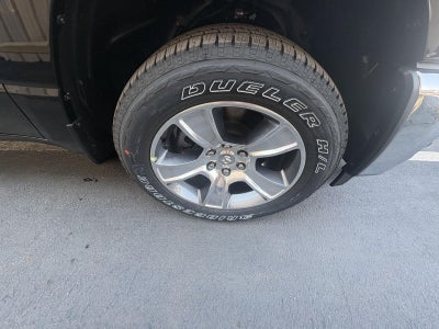 2026 RAM 1500 Tradesman Crew Cab 4x4 5'7' Box
