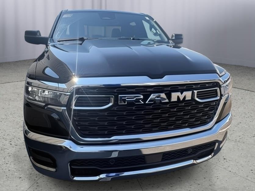 2026 RAM 1500 Tradesman Crew Cab 4x4 5'7' Box
