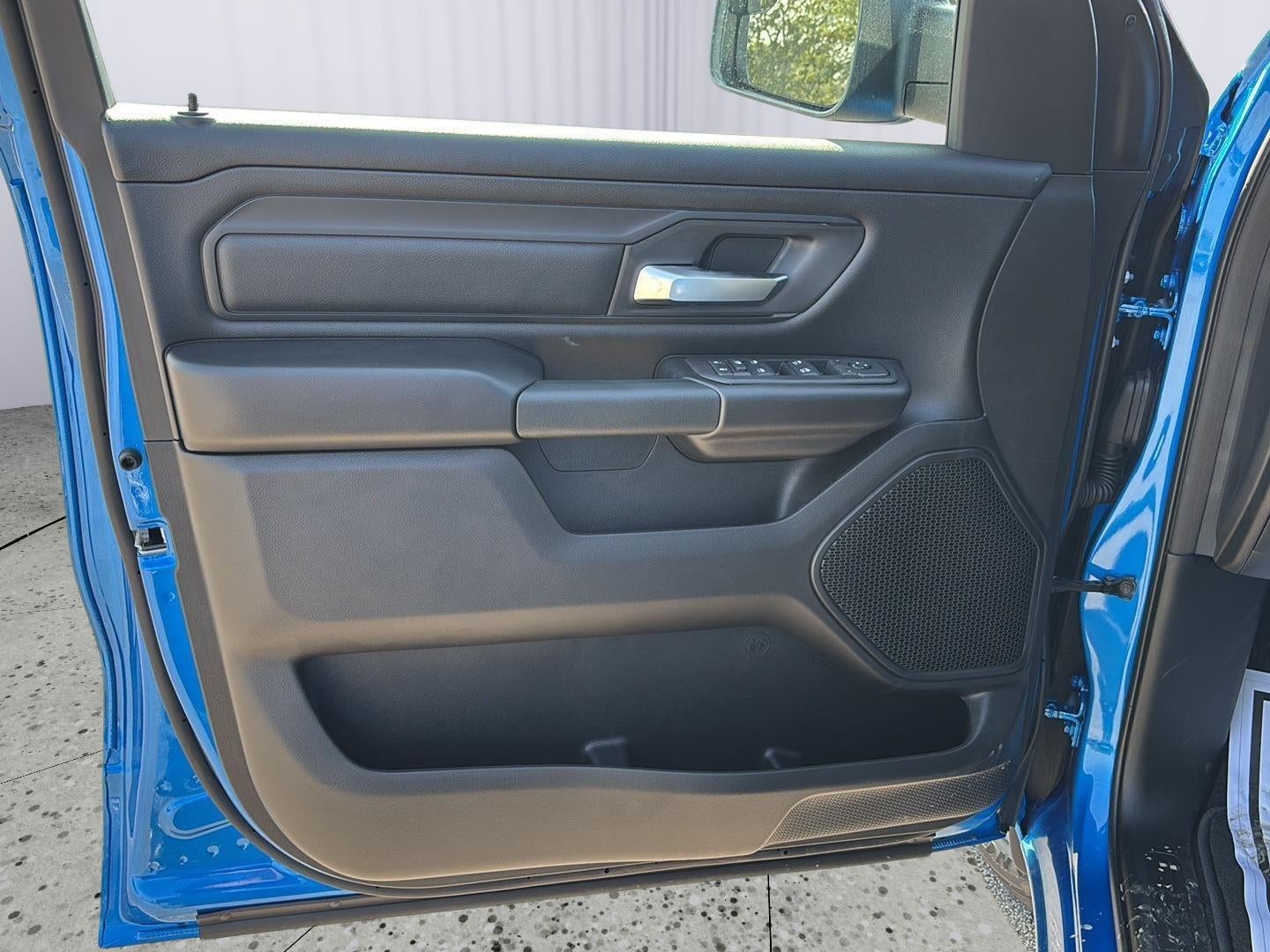 2026 RAM Ram 1500 RAM 1500 TRADESMAN CREW CAB 4X4 5'7' BOX