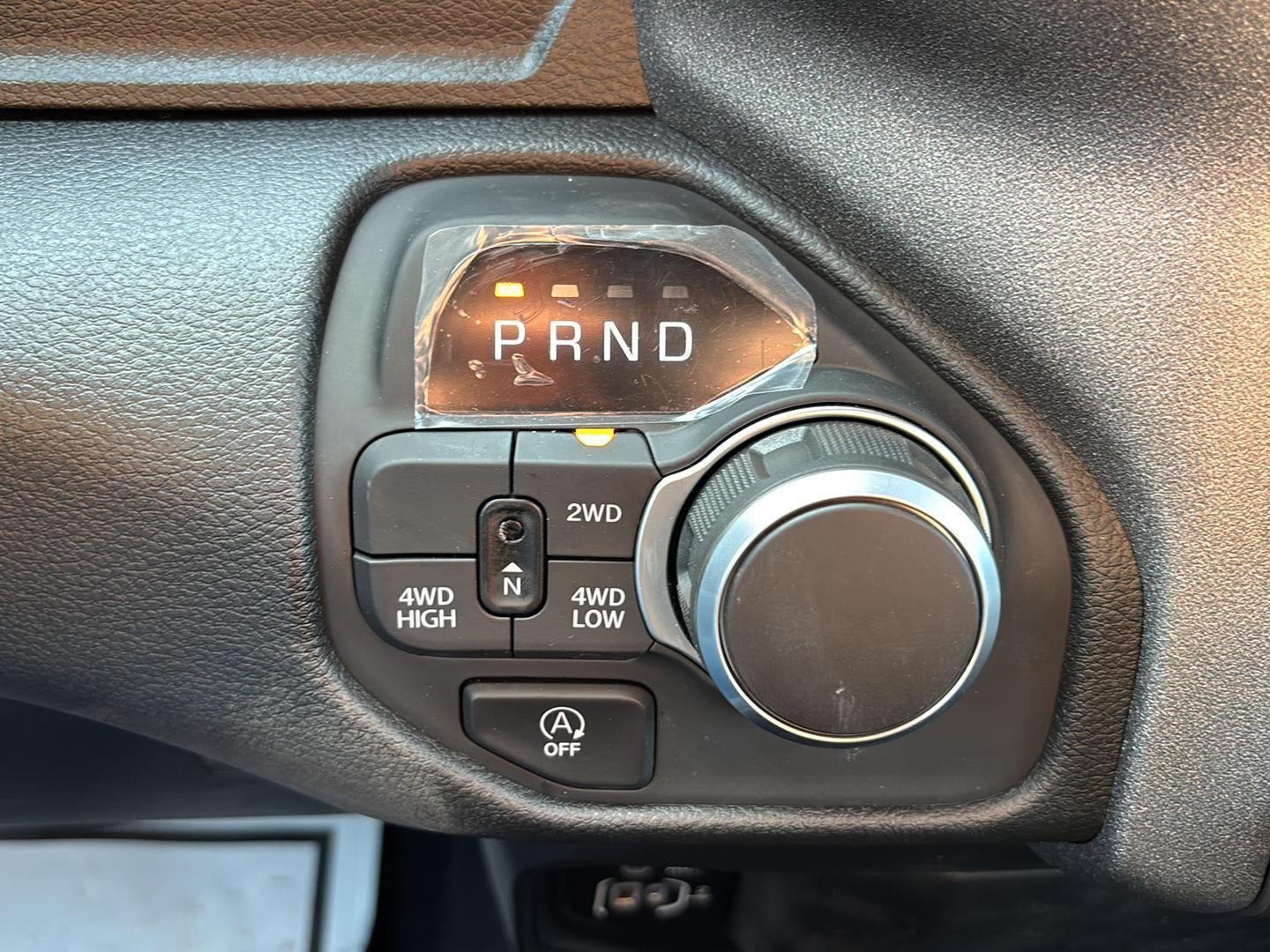 2026 RAM Ram 1500 RAM 1500 TRADESMAN CREW CAB 4X4 5'7' BOX