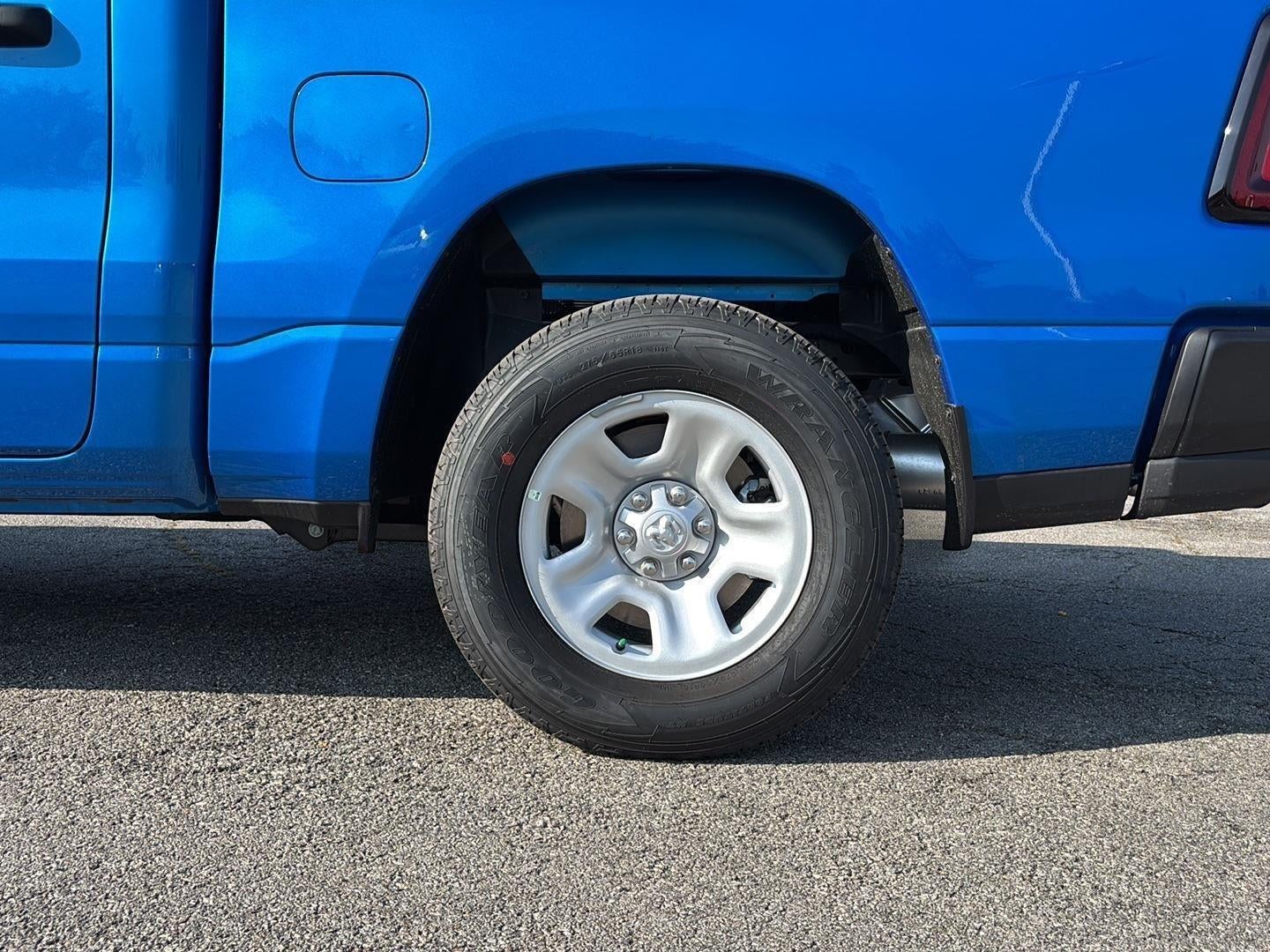 2026 RAM Ram 1500 RAM 1500 TRADESMAN CREW CAB 4X4 5'7' BOX