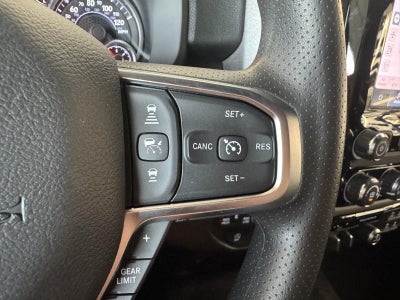 2026 RAM 1500 Express Crew Cab 4x4 6'4' Box