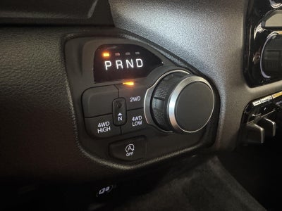 2026 RAM 1500 Express Crew Cab 4x4 6'4' Box