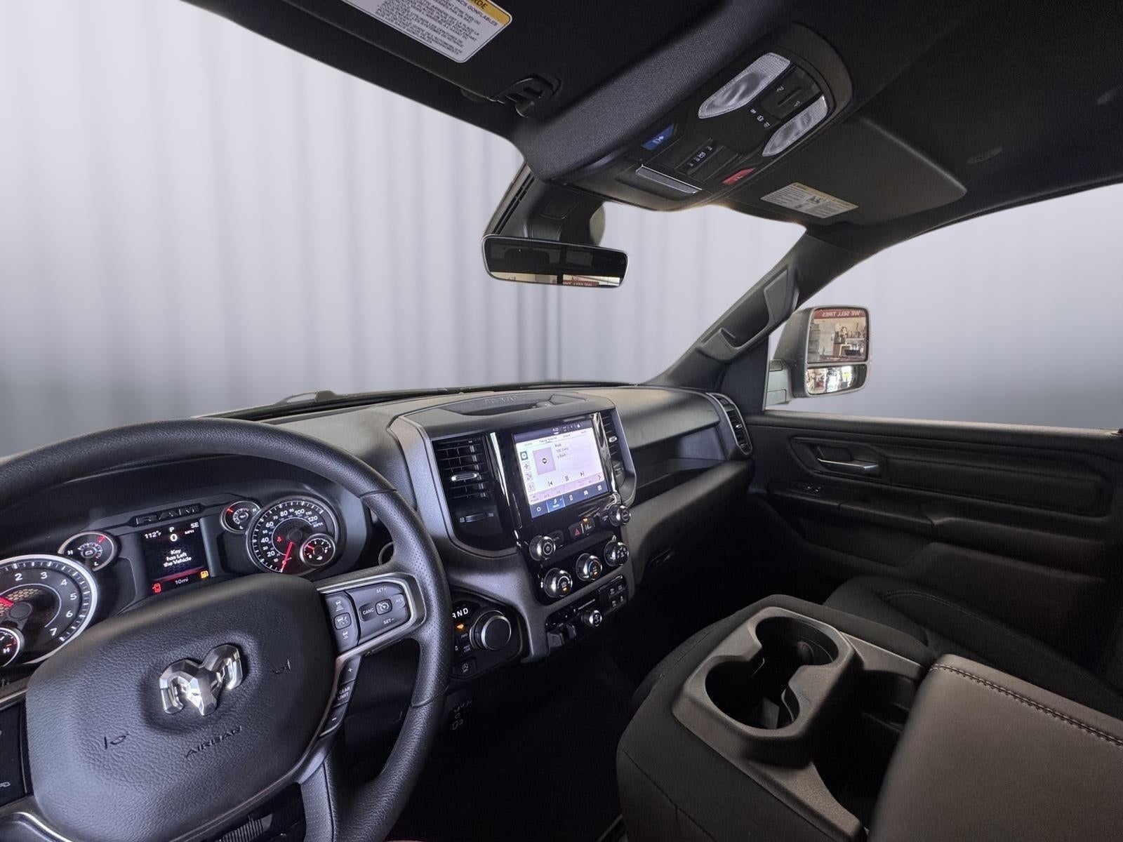 2026 RAM 1500 Express Crew Cab 4x4 6'4' Box