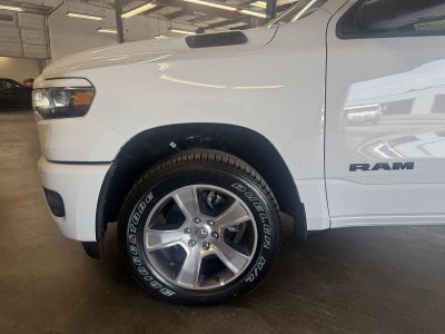 2026 RAM 1500 Express Crew Cab 4x4 6'4' Box