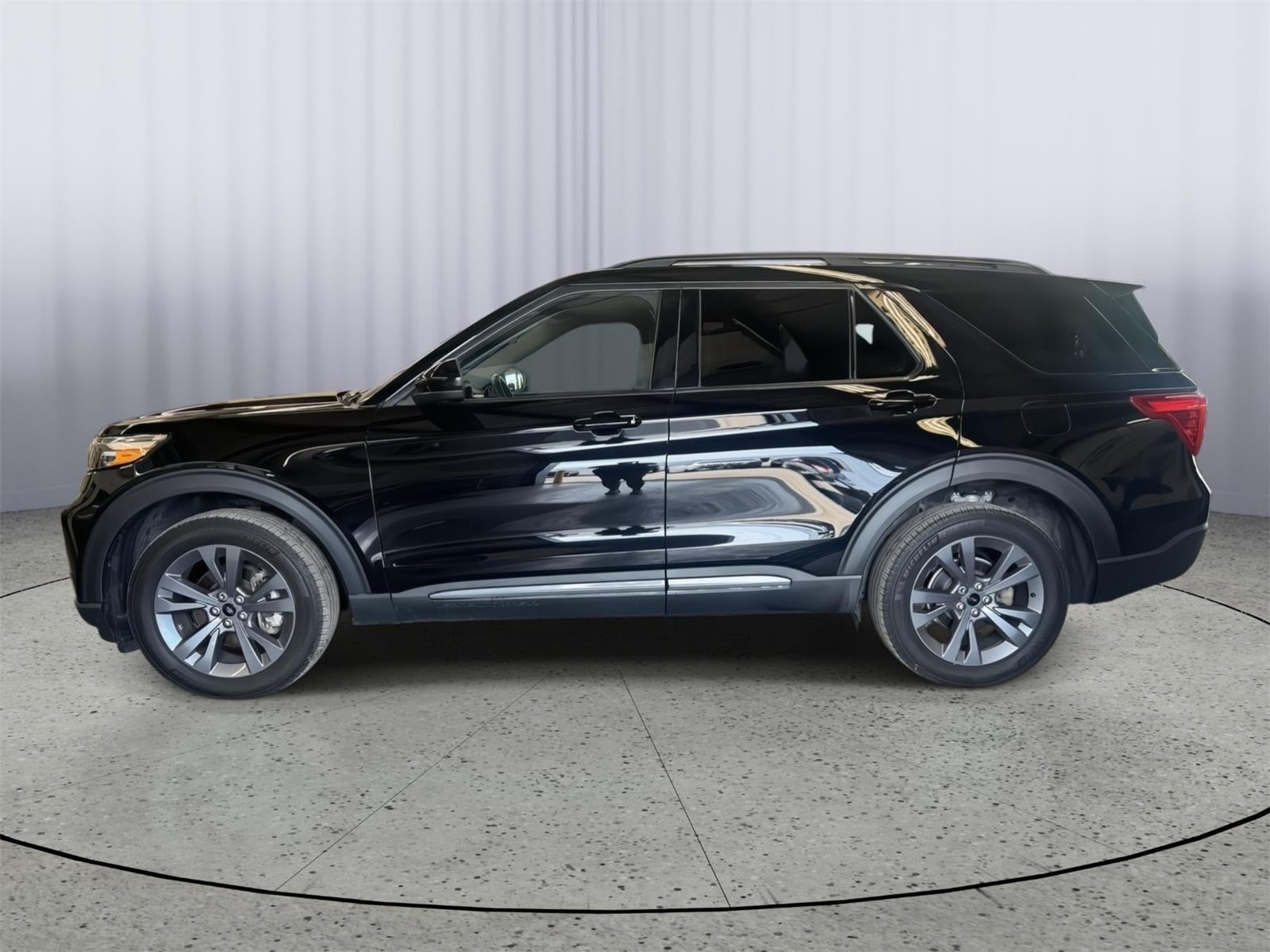 Used 2023 Ford Explorer XLT with VIN 1FMSK8DH5PGB34565 for sale in Kansas City