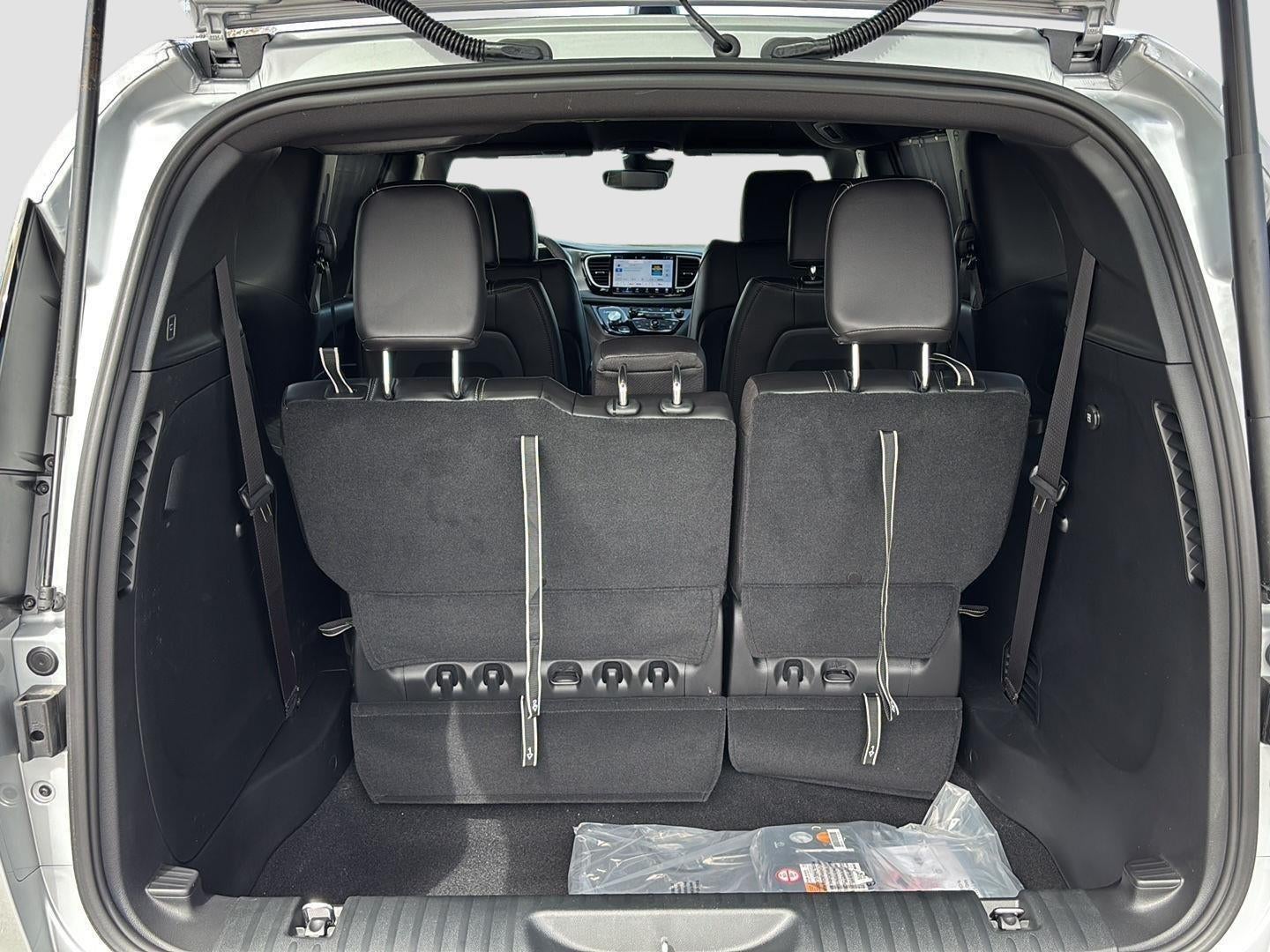 2026 Chrysler Pacifica PACIFICA SELECT