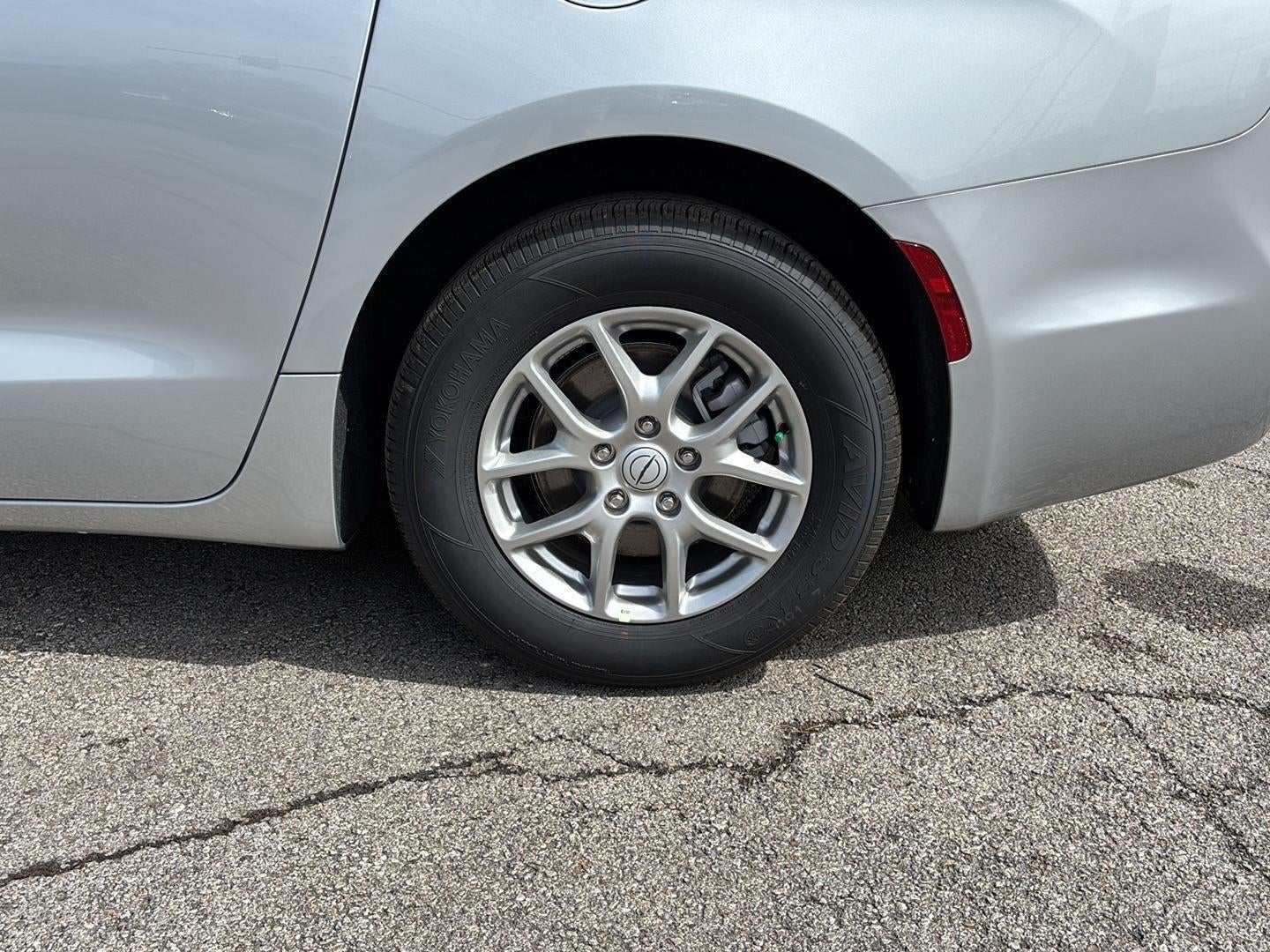 2026 Chrysler Pacifica PACIFICA SELECT