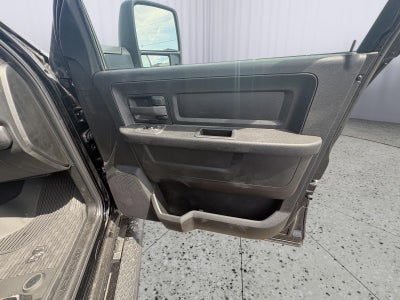 2026 RAM 2500 Black Express Crew Cab 4x4 6'4' Box