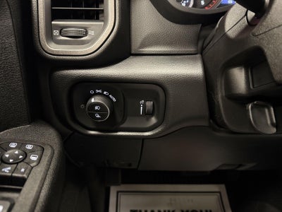 2026 RAM 2500 Tradesman Crew Cab 4x4 6'4' Box