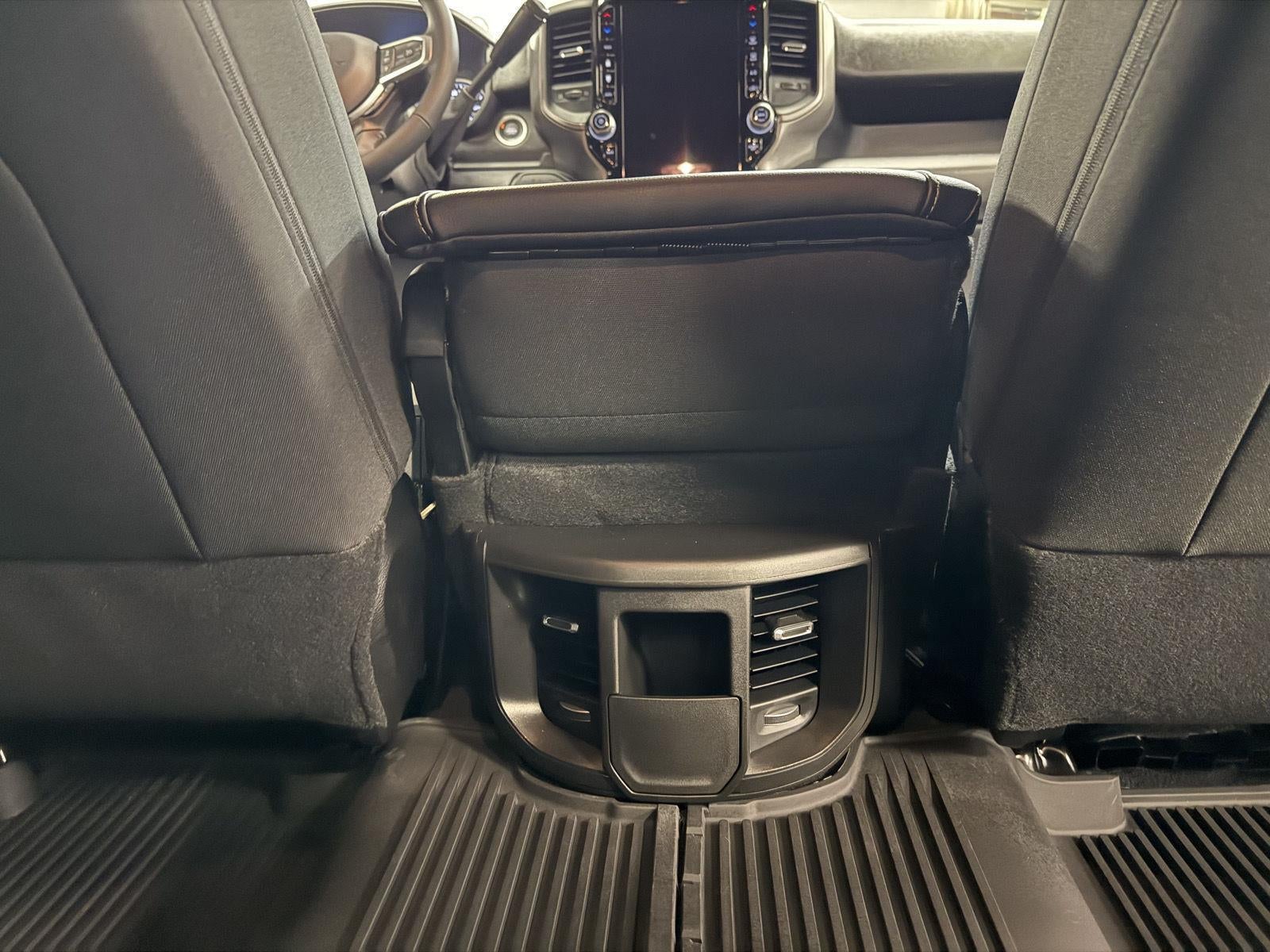 2026 RAM 2500 Tradesman Crew Cab 4x4 6'4' Box