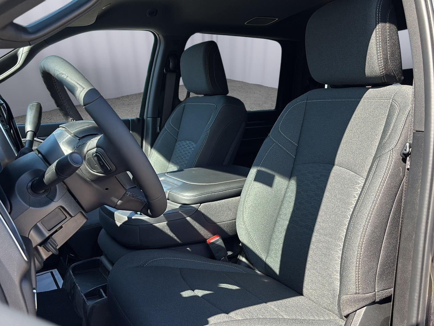 2025 RAM Ram 2500 RAM 2500 BIG HORN CREW CAB 4X4 6'4' BOX