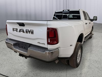 2026 RAM 3500 3500 TRADESMAN CREW CAB 4X4 8' BOX