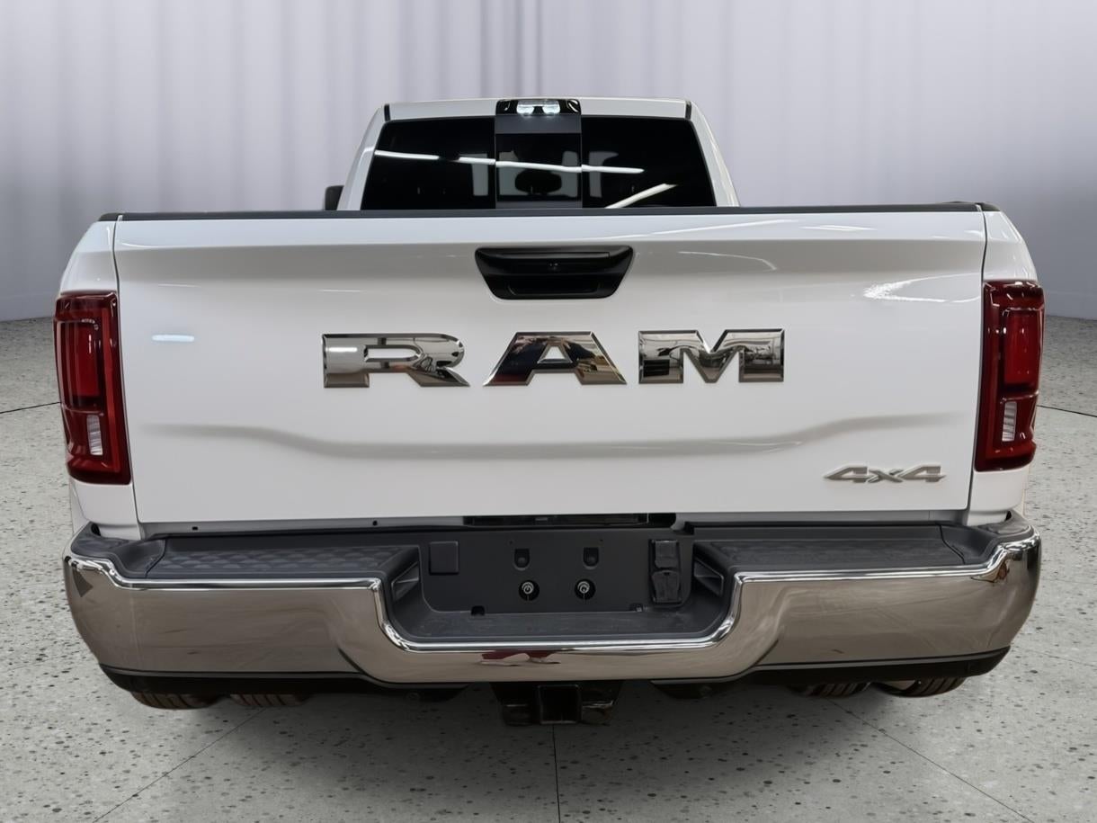 2026 RAM 3500 3500 TRADESMAN CREW CAB 4X4 8' BOX