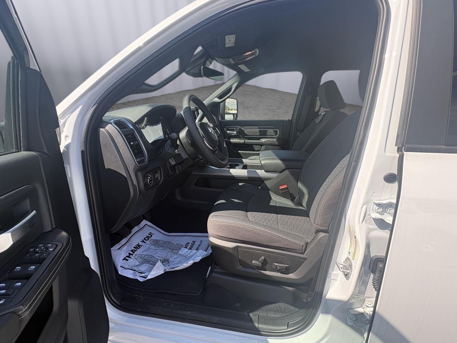 2026 RAM 3500 Big Horn Crew Cab 4x4 8' Box