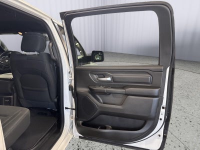 2026 RAM 1500 Tradesman Crew Cab 4x4 5'7' Box