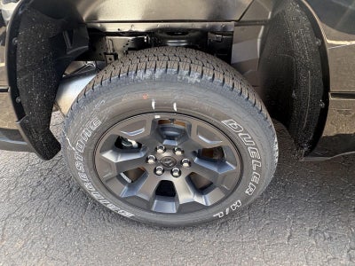 2026 RAM 1500 Express Crew Cab 4x4 5'7' Box