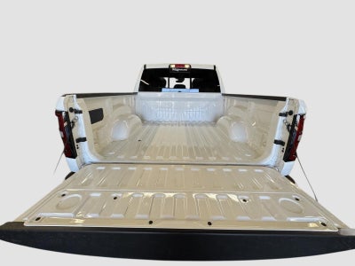 2026 RAM 1500 Express Crew Cab 4x4 5'7' Box